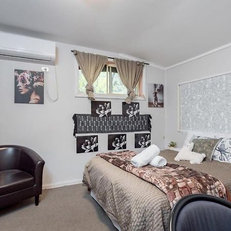 Boutique Private Rm 7 Min Walk To Sydney Domestic Airport - Sharehouse Extérieur photo